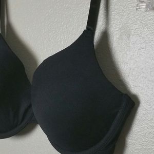 Basic Black Bra No Brand Name size 40D